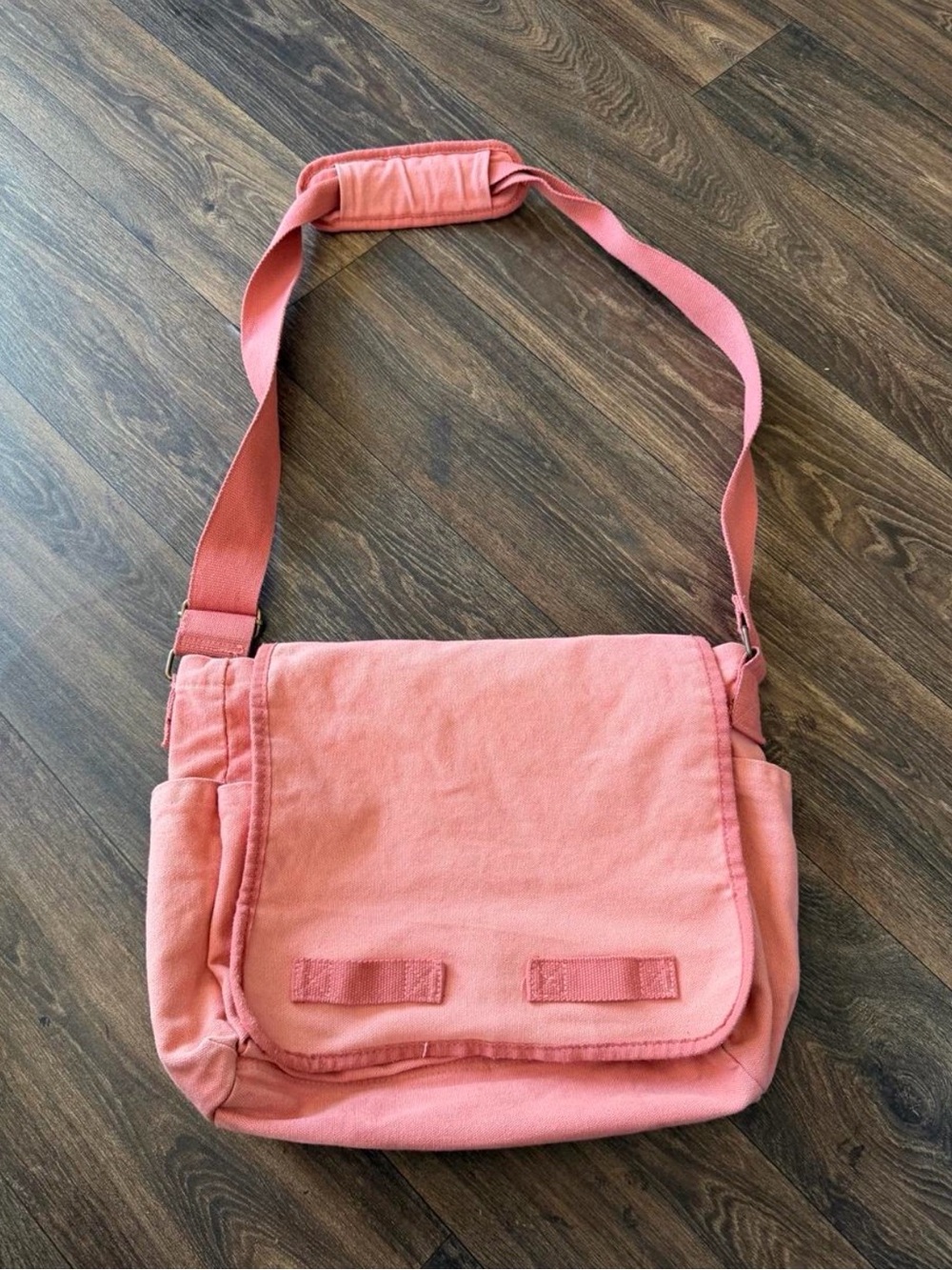 Everyday Coral Pink Canvas Messenger Bag - Women